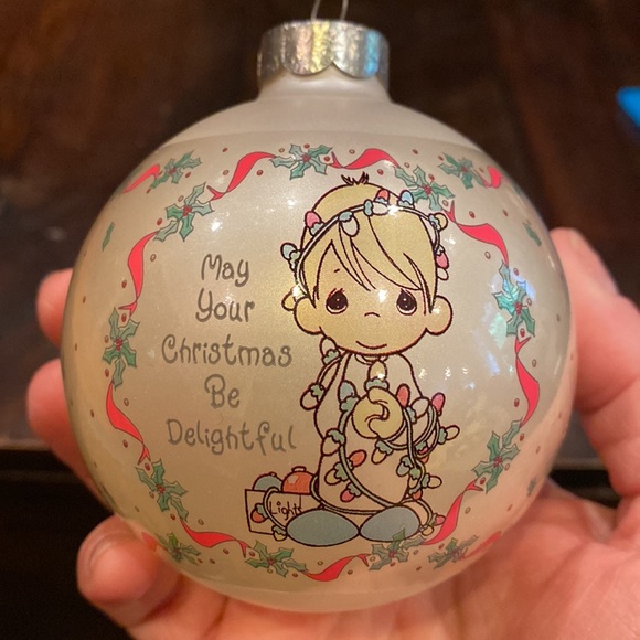 Precious Moments Collectible Glass Ball Ornament 1994 May Christmas Delightful - Picture 7 of 8